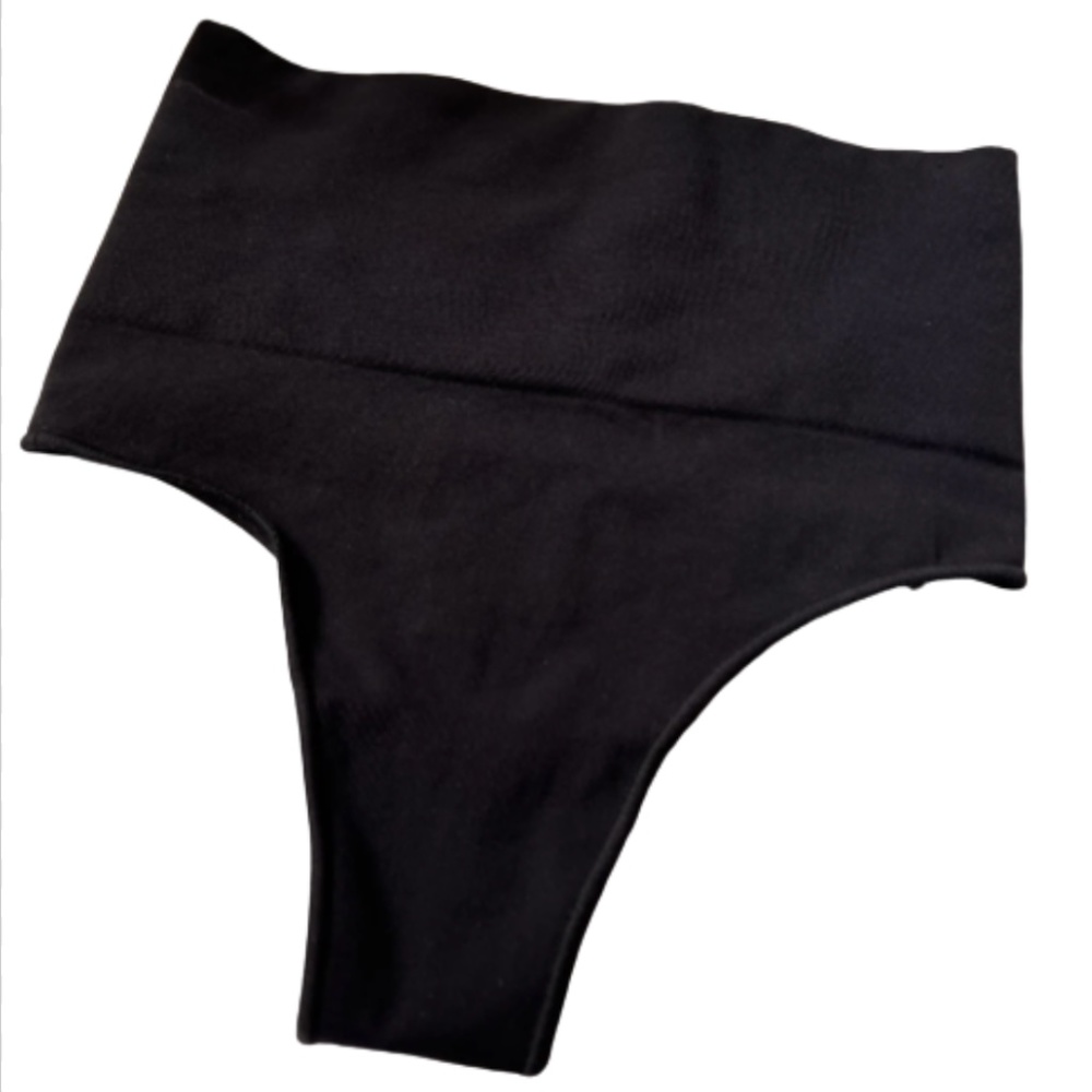 SKIMS Shapewear Core Control Thong Black Onyx L/XL